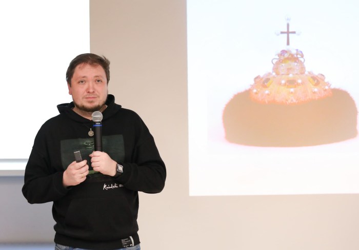 Angelina Doroshenkova Ally Breelsen