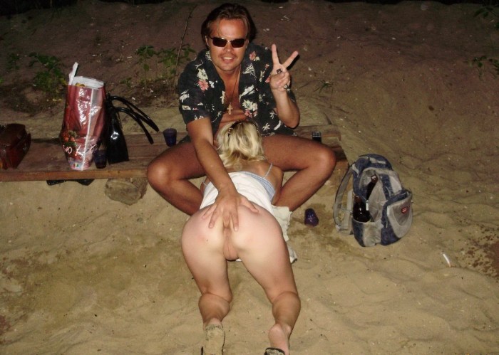 Girls anal in public