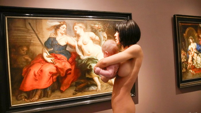 Exhibition of naked women