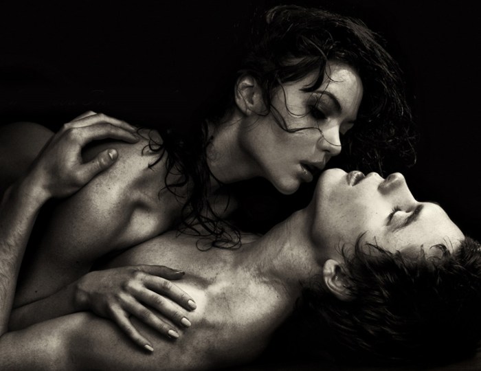 Erotic photo shoot with a guy