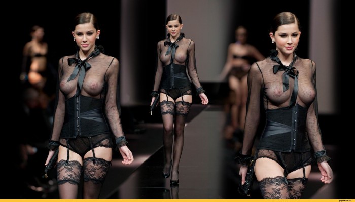 Charlie Le Minda Charlie Le 2020