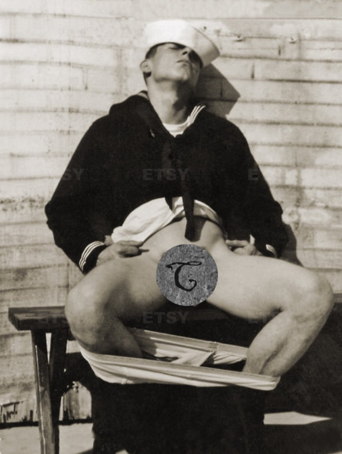 Male genital organs retro