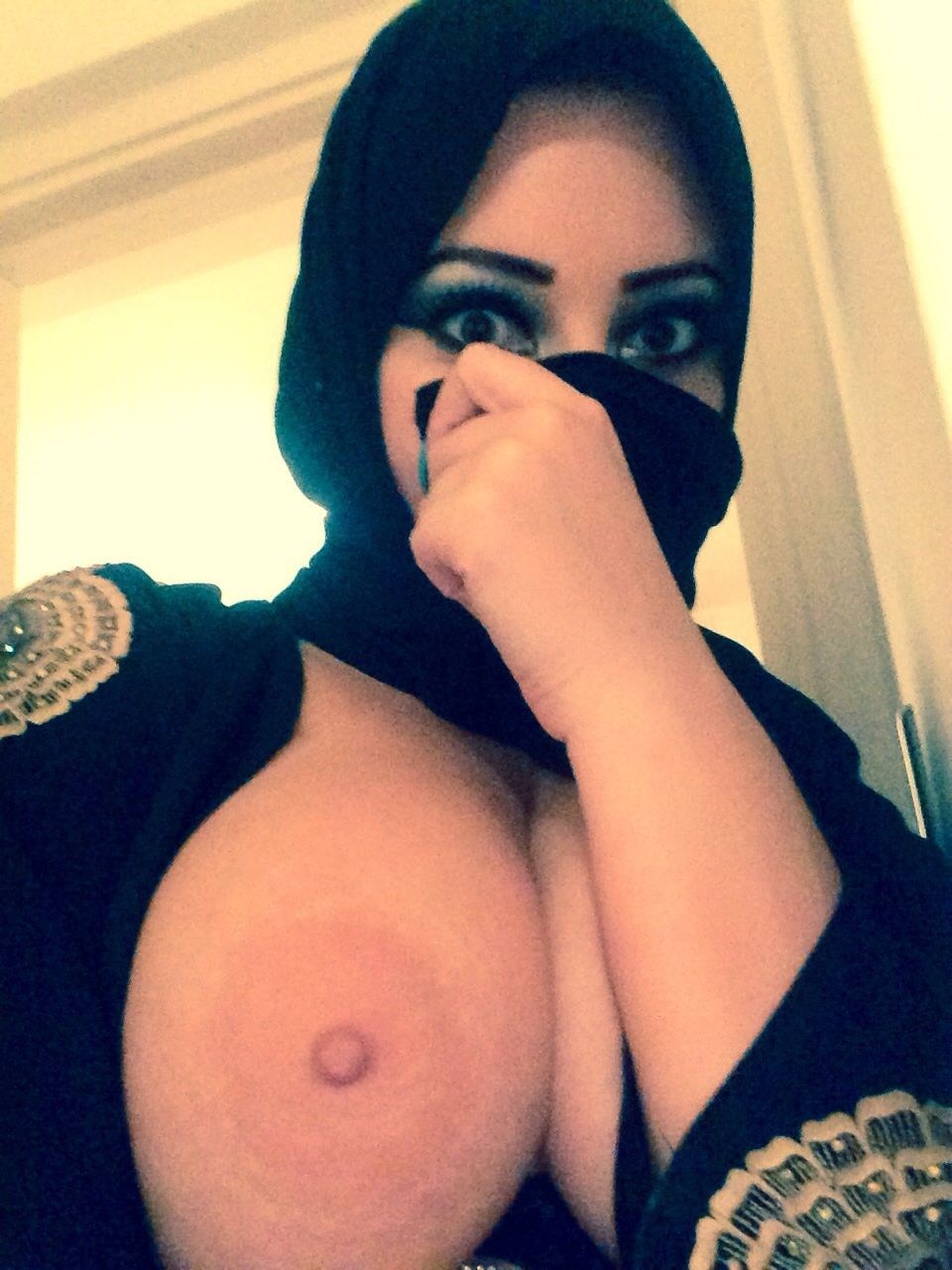 Porn Video Big Tit Irani Muslim Lady - Muslim Women with Big Boobs (82 photos) - sex eporner pics