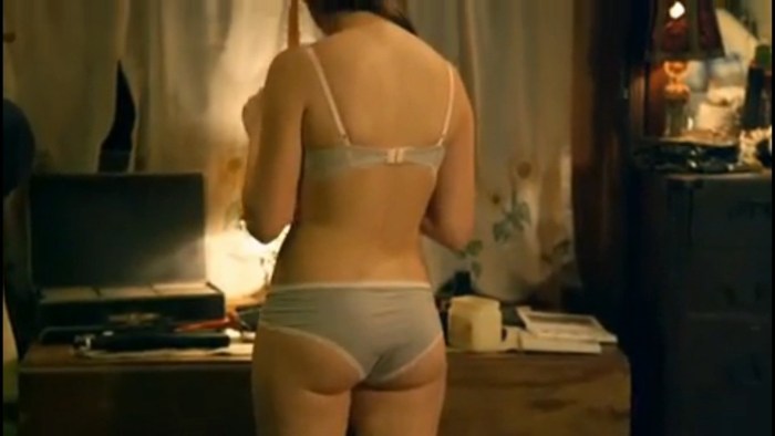 Mila Sivatskaya in the underwear Grand Lyon