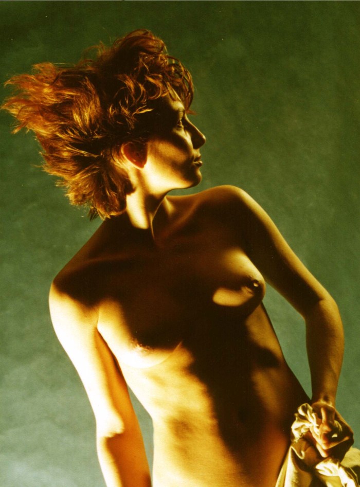 Oksana Fedorova without panties