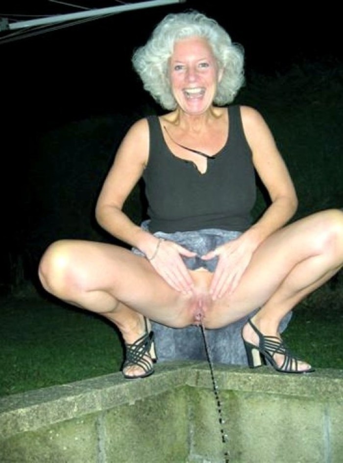 Older women without complexes