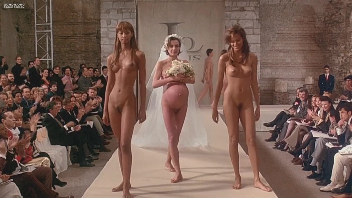 Naked women defile
