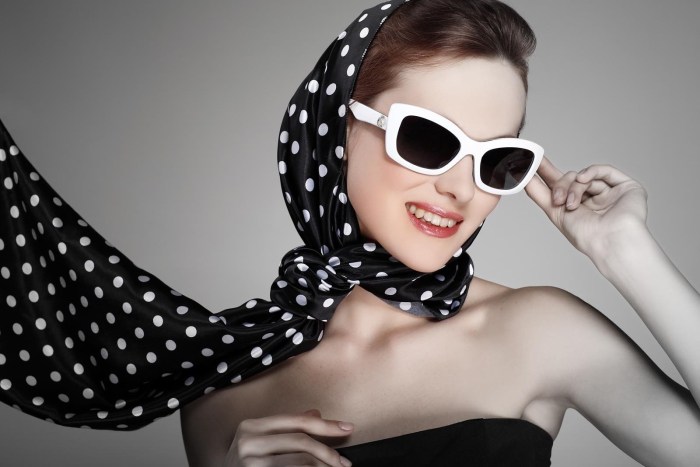 Grace Kelly in a scarf