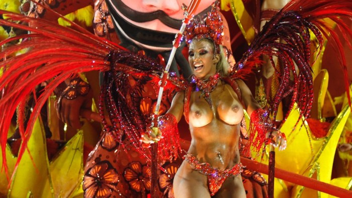 Viviana Castro Naked on the Carnival