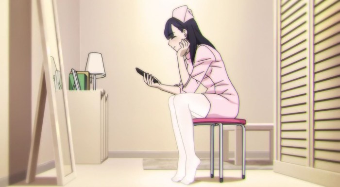 She sat on her knees