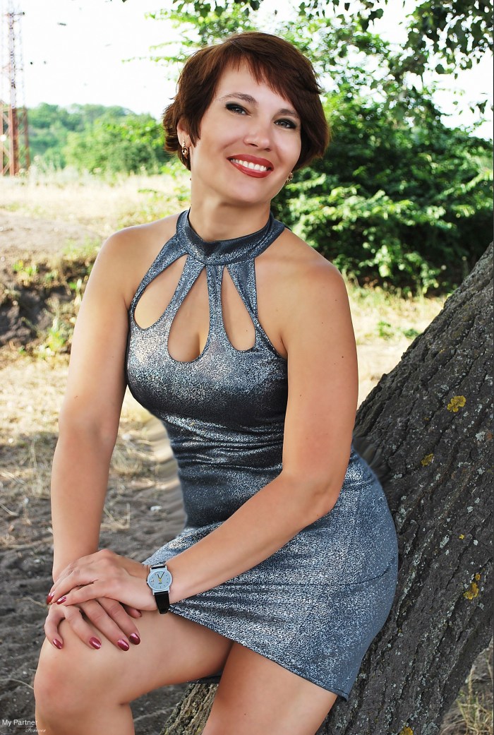 Three young girls divided