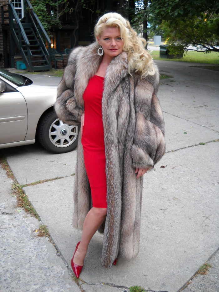 Lana Cox in furs