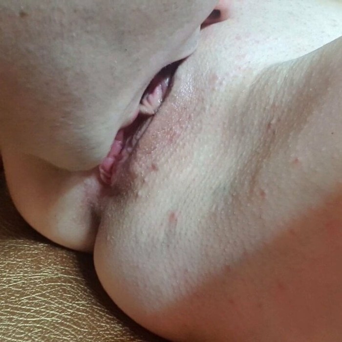 Lesbian cunnilingus from below