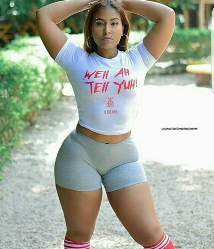 Pamela Alejandra Big Hips