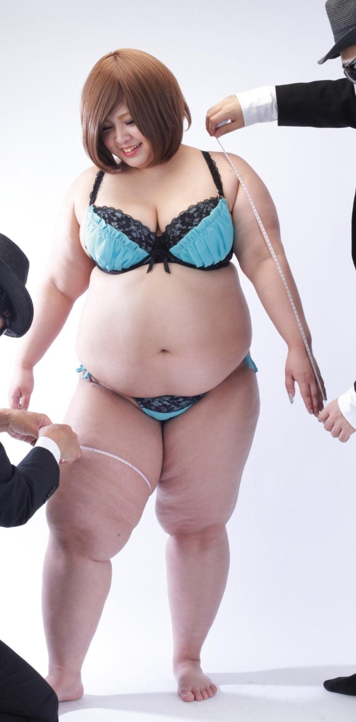 Mature bbw in a swimsuit