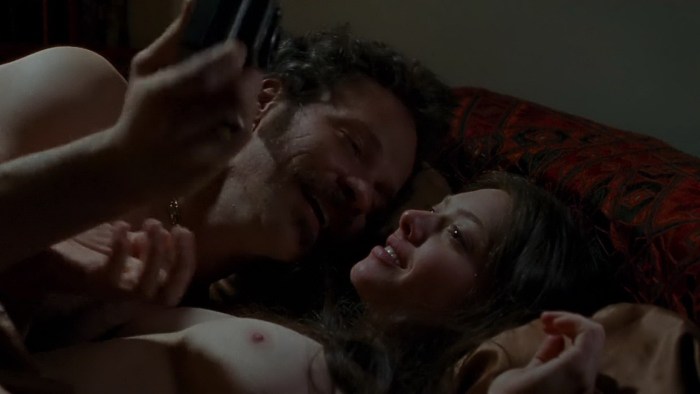 Amanda Seyfrid ero scene