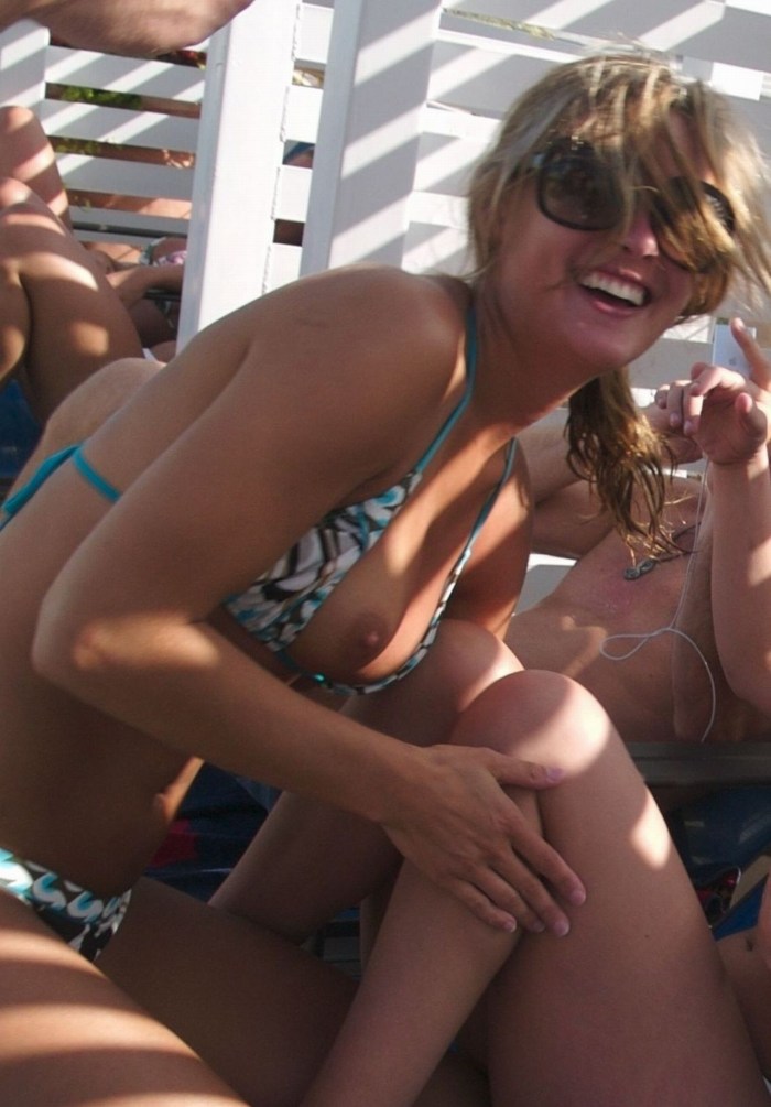 Small empty boobs. Beach