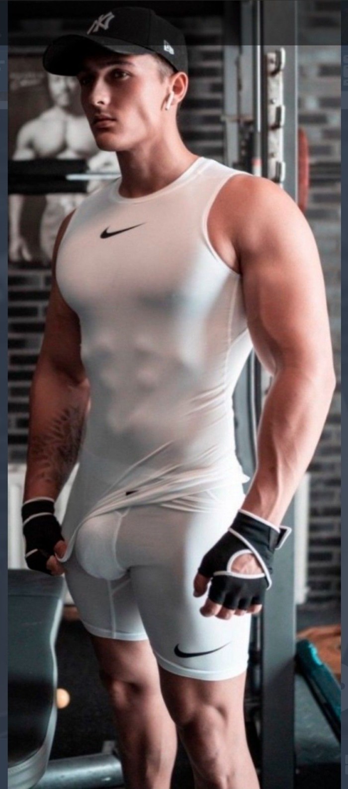 Speedo Boys 16 Bulge