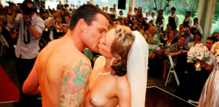 Naked bride at the ceremony