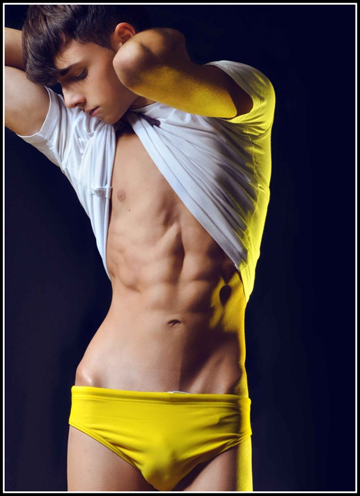 Negro in Kelvin Klein