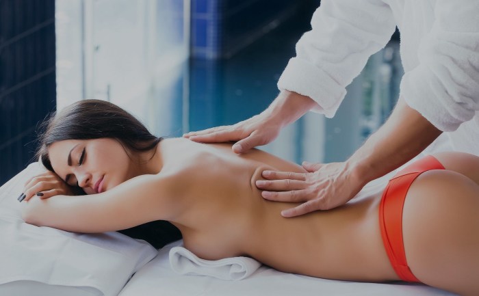 Back massage and buttocks