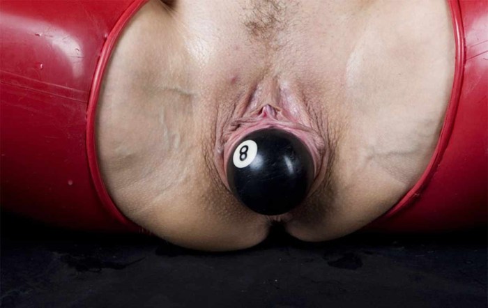 Girls with anal balls