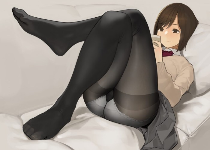 Anime girls in pantyhose
