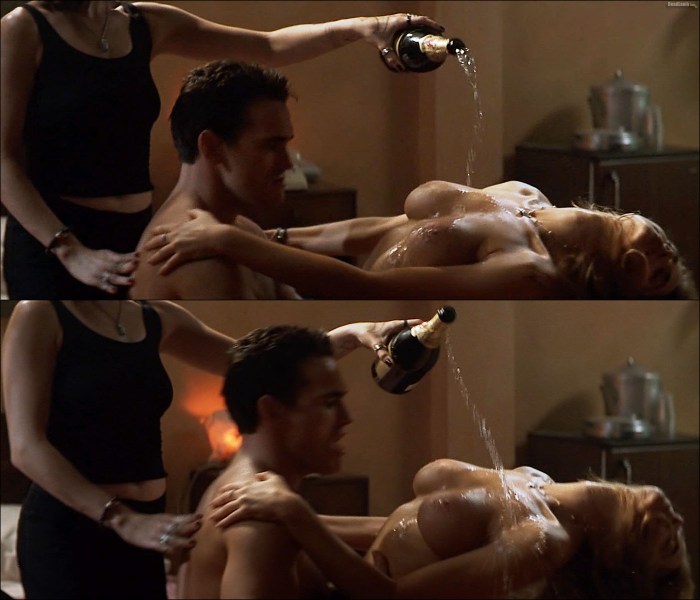 Erotic scenes from the movie Distance
