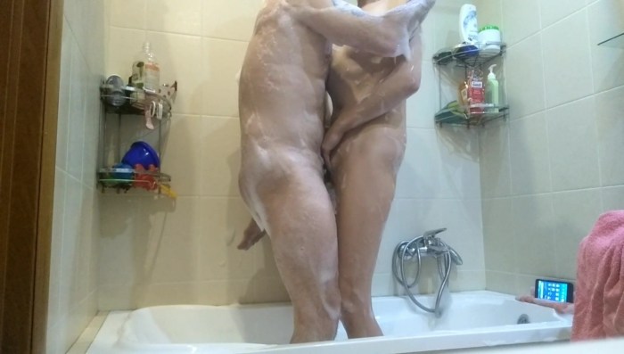 Indian Village Aunties Bathing Naked XXX