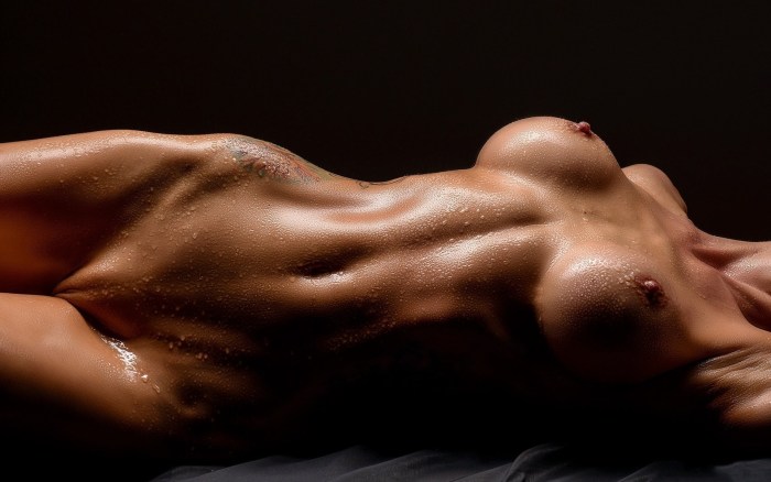 Chic naked female body