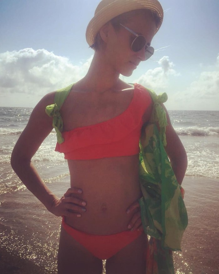 Beautiful breasts in the fitting room