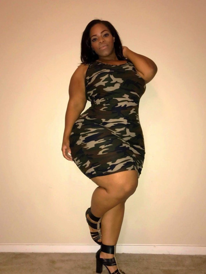 Pyshki on the beach cellulite