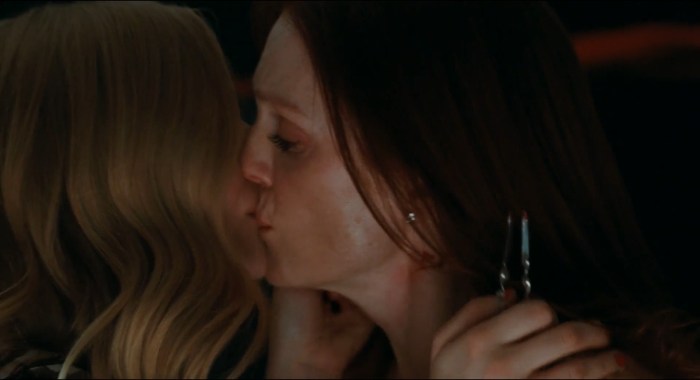 Amanda Seyfrid and Julianna Moore