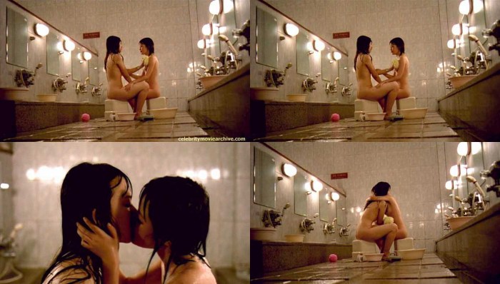 Chinese women in the bath hidden camera