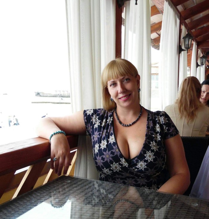 Naked photo shoot in Dubai