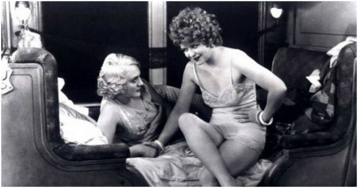 The theory of a glass of water knee