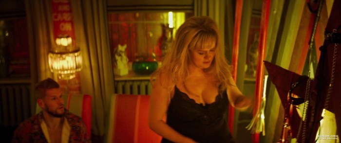 Julia Podozorova nude