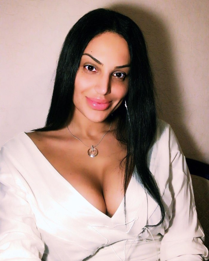 Joselin Kano Joselyn Cano 18