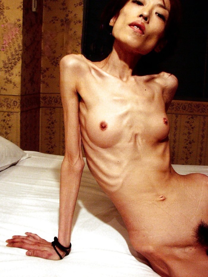 Naked thin women