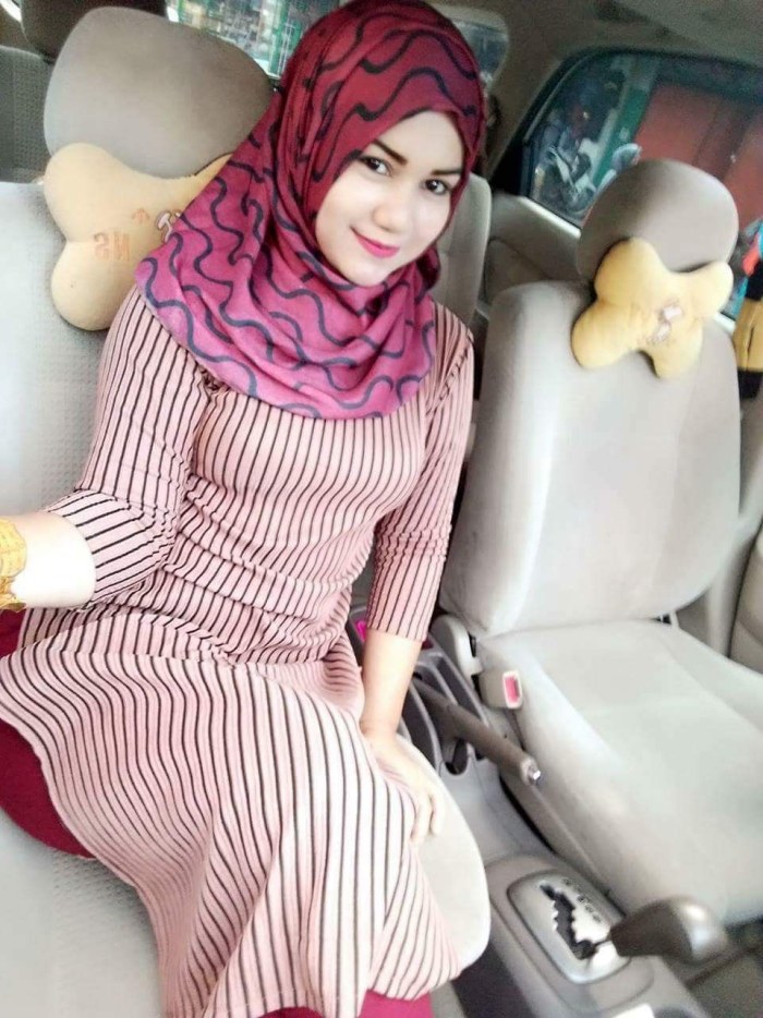 Busty girls in a hijab