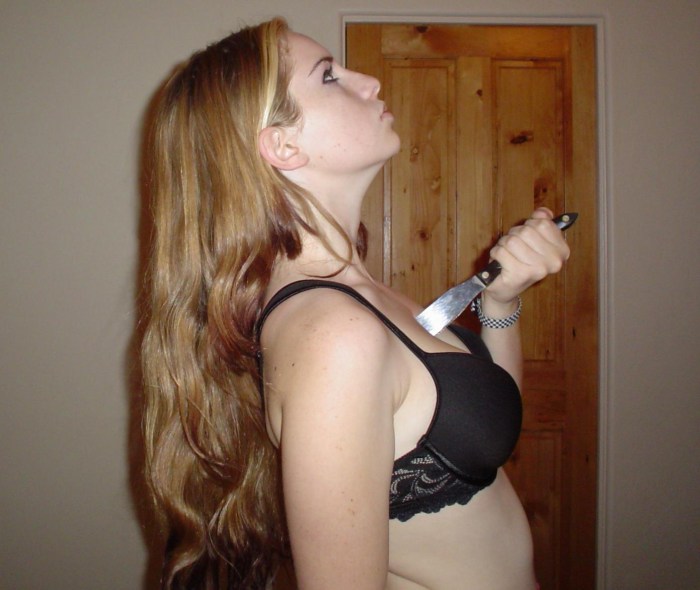 Dagger in a girlish chest