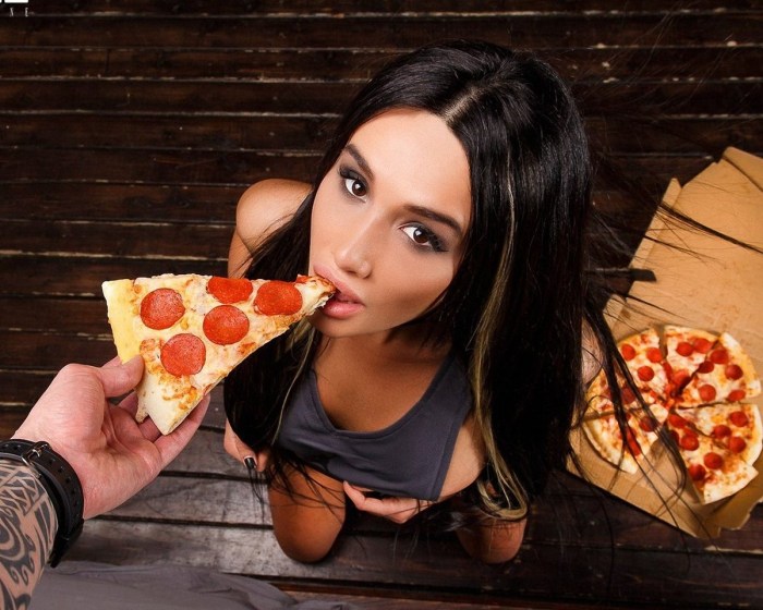 Girl with pizza