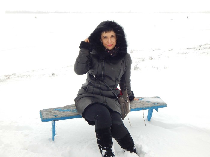 Automobiles Eve Girl