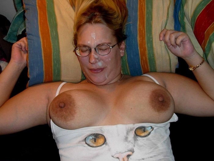 Pornstar with giant tits