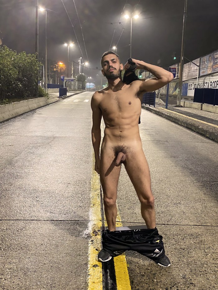 Hunks Finish a Swim in the River and Have Hot Oral and Anaal Sex on the Dock