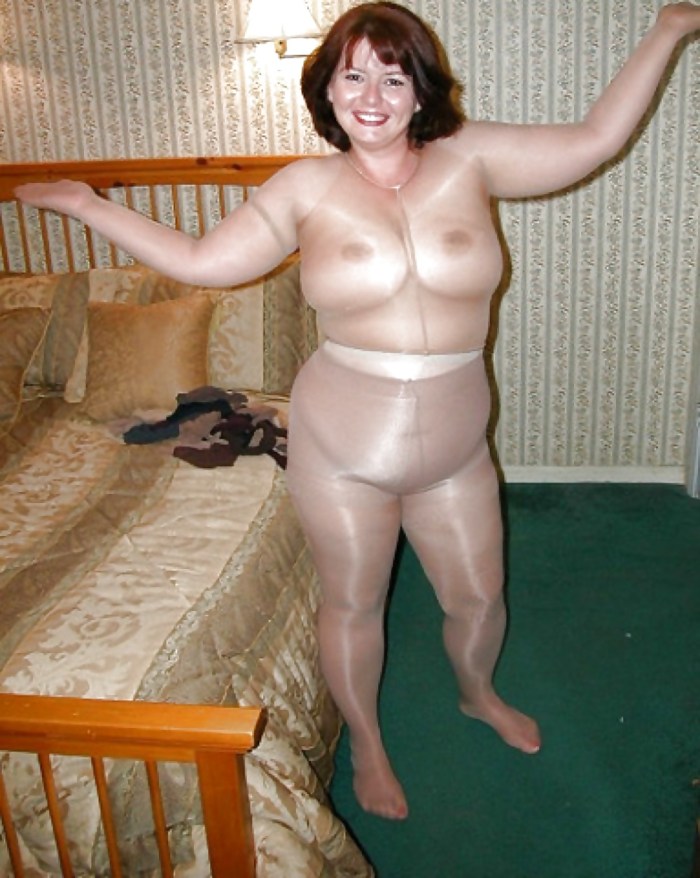Chubby in Fishnet Pantyhose Homemade