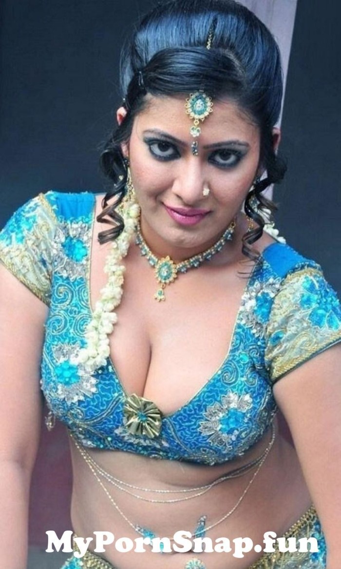 Big breasts Pakistan
