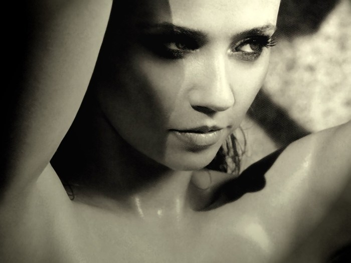 Linda Lazareva actress naked