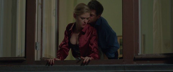 Zoya Berber bed scene in the film