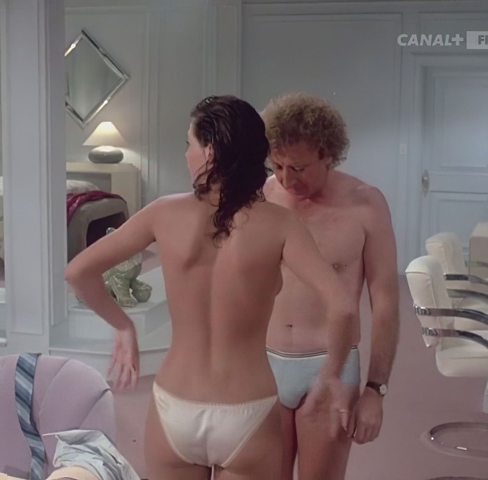 Charlotte Kelly Lebrock Naked